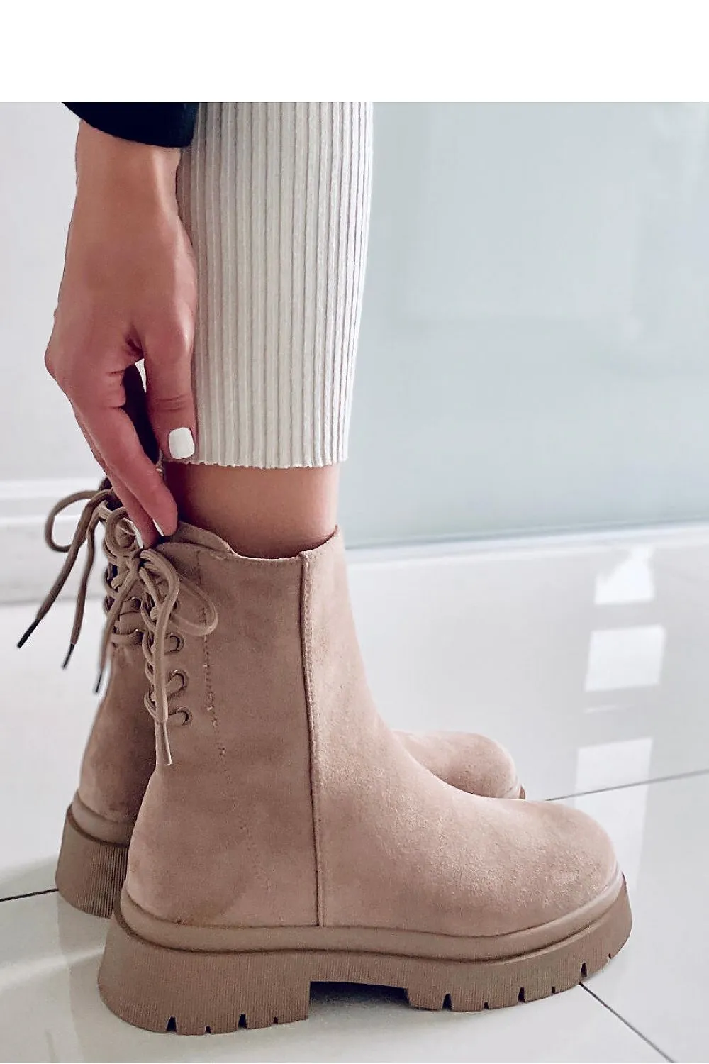Boots model 171632 Inello