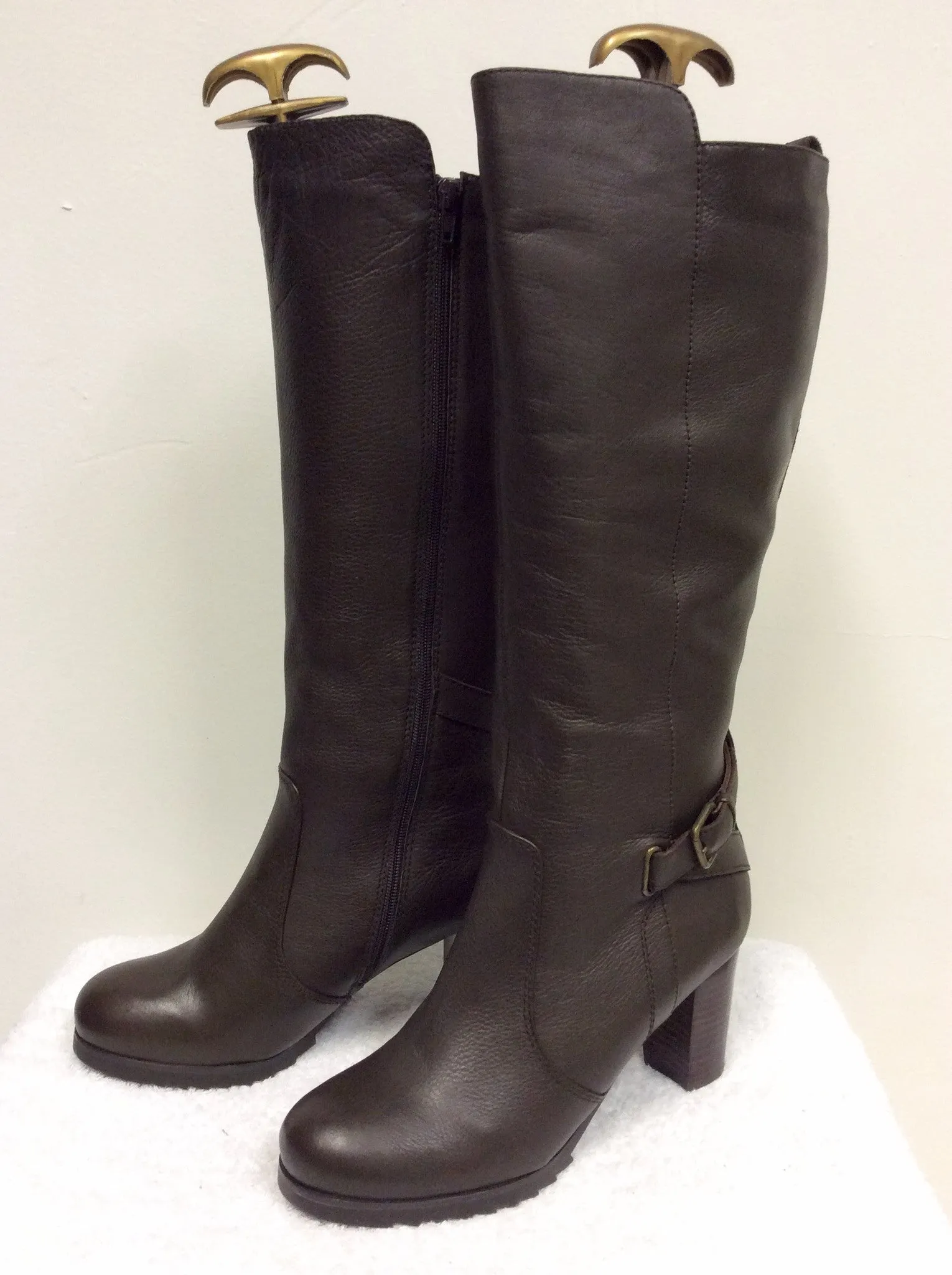 BRAND NEW NATURALIZER BROWN FUR LINED BOOTS SIZE 6.5/40