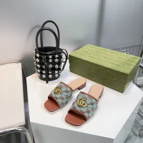GG MATELASSÉ CANVAS SLIDES LIGHT GREEN